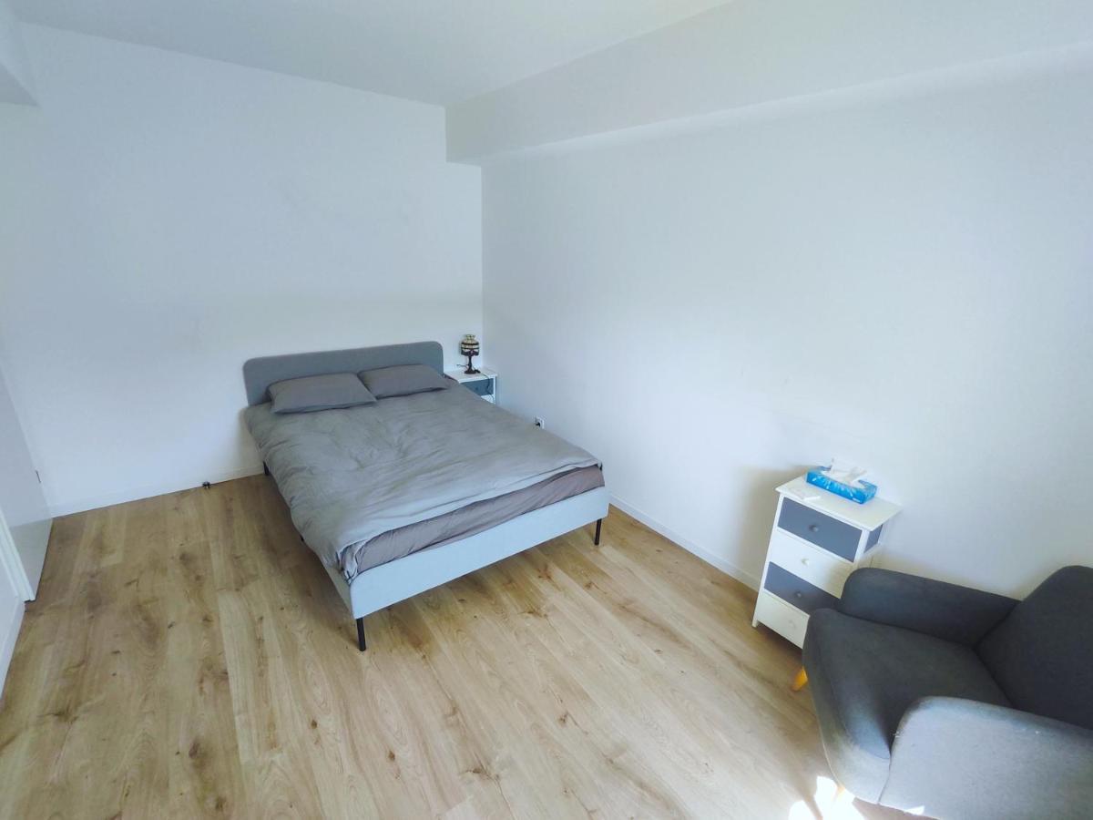Cozy Sunshine Apartment With Balcony 4 Persons Max Иври сюр Сен Екстериор снимка